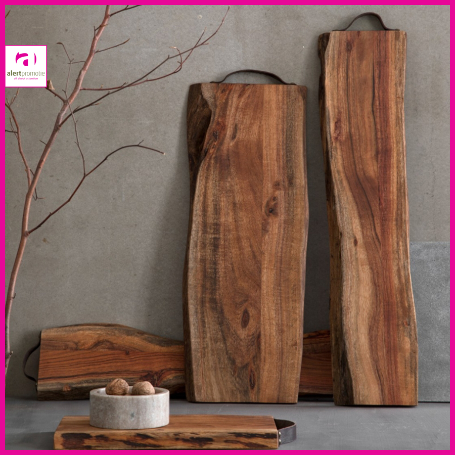 Houten borrelplank met logo Houten borrelplank met logo