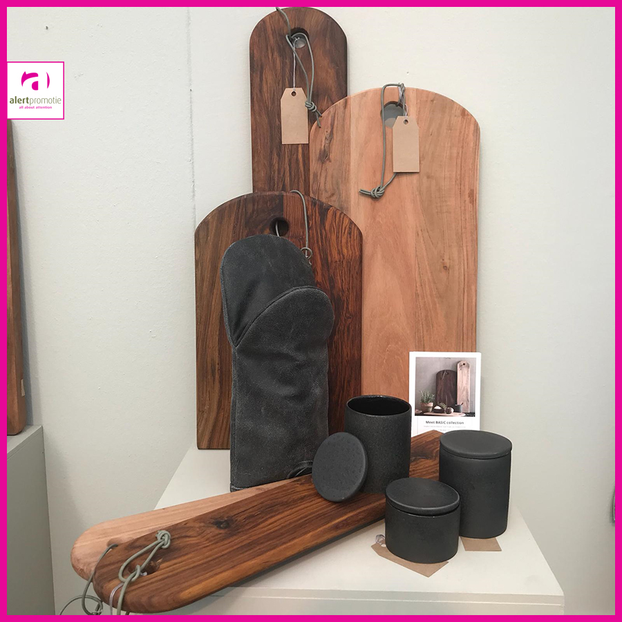 Houten borrelplank met logo Houten borrelplank met logo
