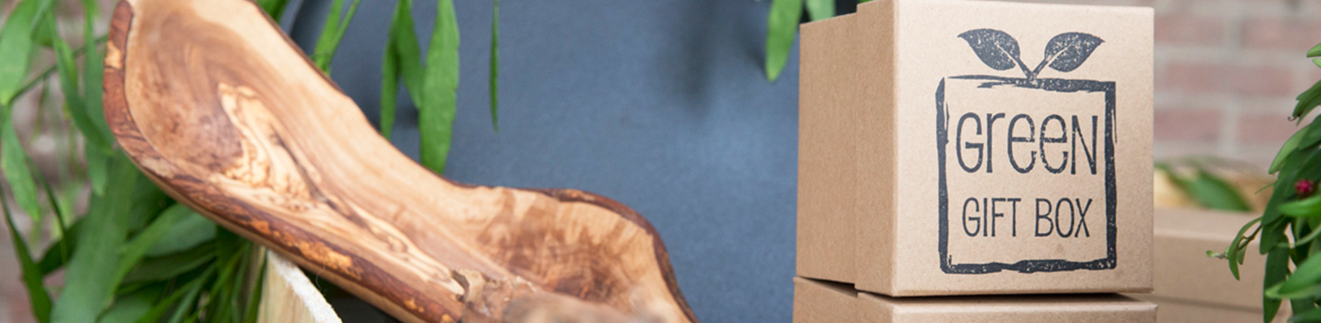 GreenGiftBox
